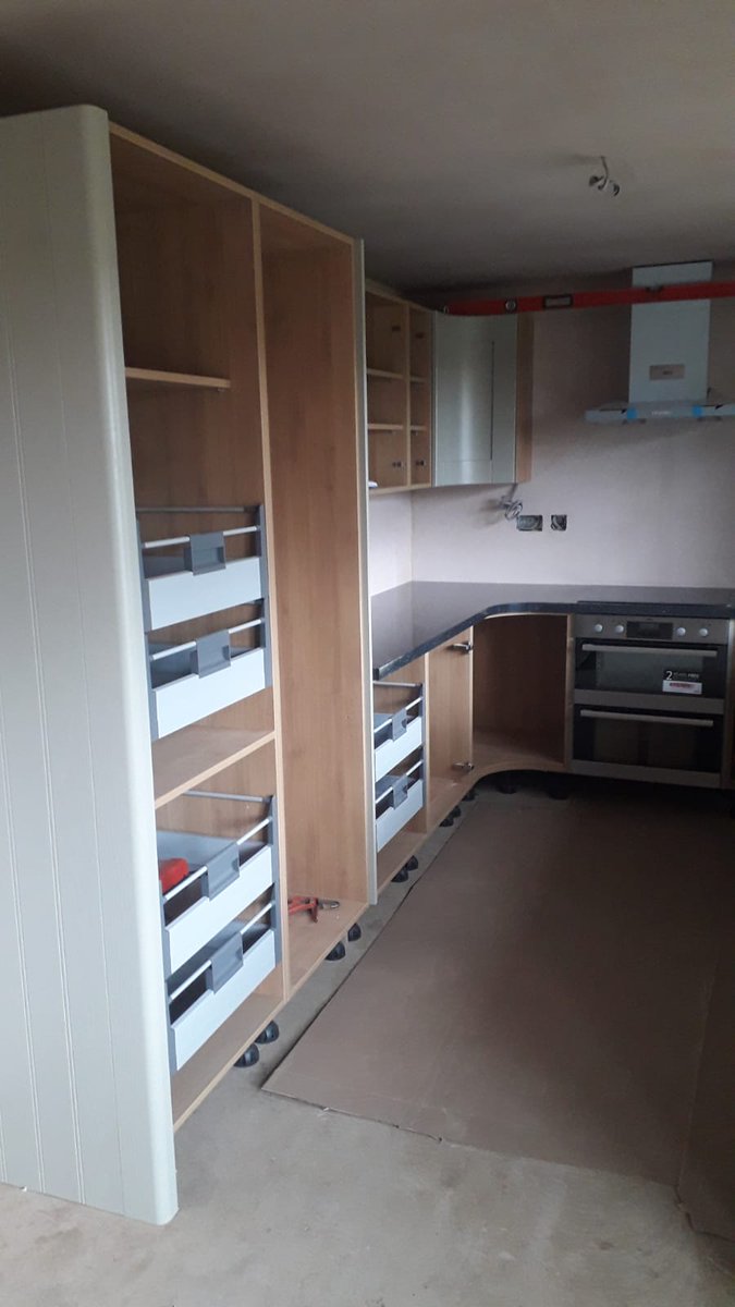 WeFitQualityKitchens tweet media