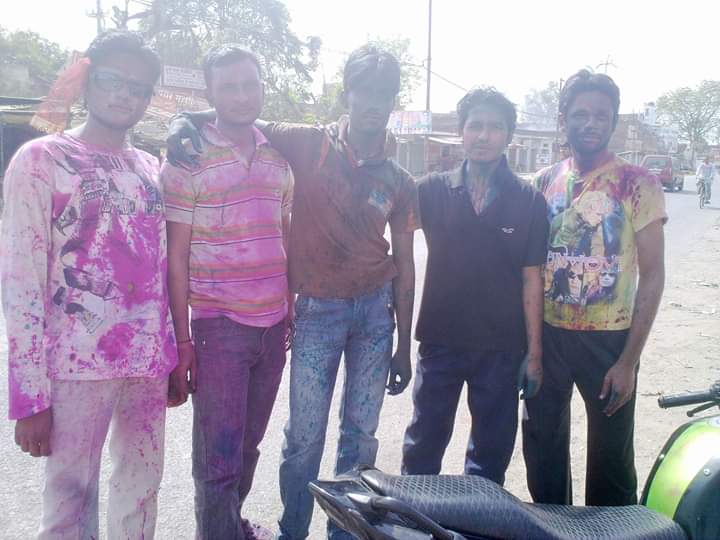 janardansingh09's tweet photo. @HPCL My favorite holi memory with my evergreen frnds mentioned below
Miss u my frnds. ๐ข๐ข๐ข
#MyHoliMemory @HPCL
Join in ๐
@GauravP26479152
@Sagar14Naik
@sonali31104
@LuckByChance23
@tarunthak0r
@AravindLaddu5 https://t.co/AwUJmTKcq7