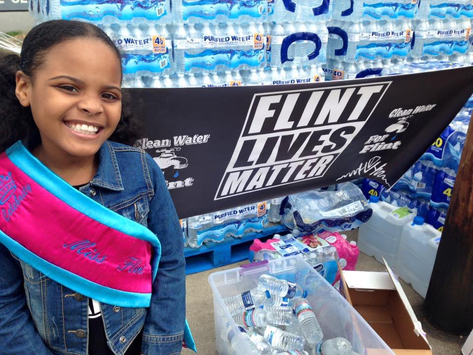 ThisIsZeroHour's tweet image. On #WorldWaterDay 💦 , a reminderthat #Flint still doesn't have clean water. The govt poisoned Flint's drinking water 5 years ago. Flint is a POC community, and the poisoning of their people is not a coincidence. Flint is just one of the many reasons why we need #ClimateJustice!