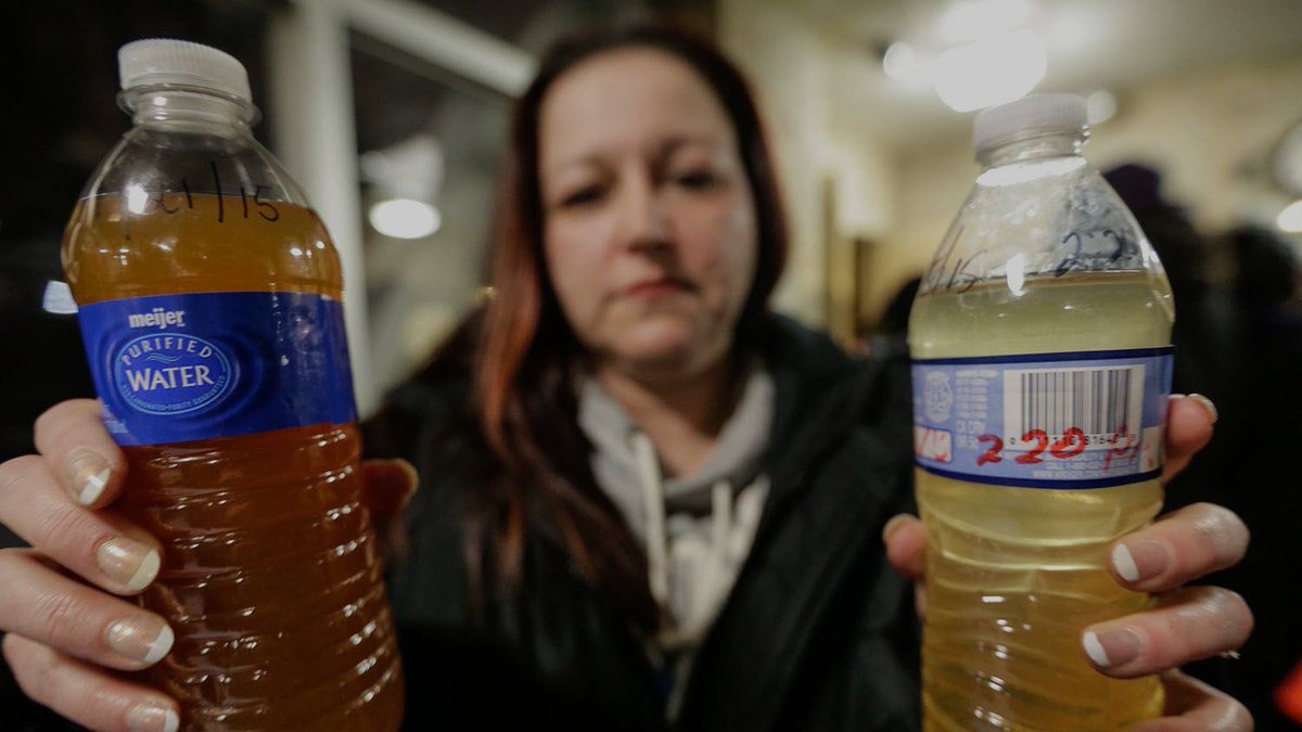 ThisIsZeroHour's tweet image. On #WorldWaterDay 💦 , a reminderthat #Flint still doesn't have clean water. The govt poisoned Flint's drinking water 5 years ago. Flint is a POC community, and the poisoning of their people is not a coincidence. Flint is just one of the many reasons why we need #ClimateJustice!