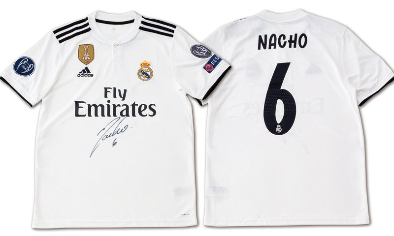 レアル・マドリード所属のDF、ナチョ・フェルナンデスの直筆サイン入り