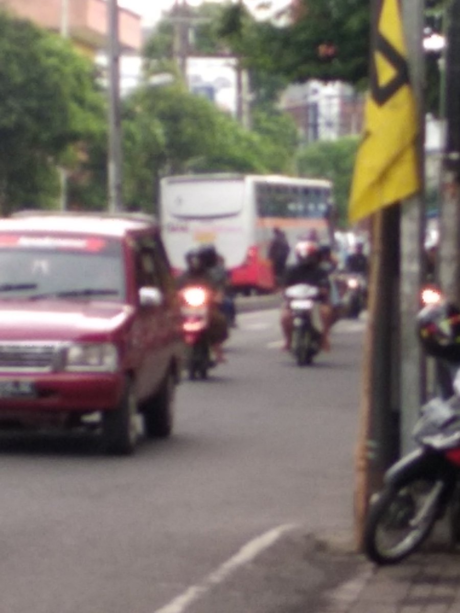 bus mogok, macet arah utara flyover kotalama <a href="/infomalang/">Info Malang</a>  <a href="/yusufgunawan/">Yusuf Gunawan</a>