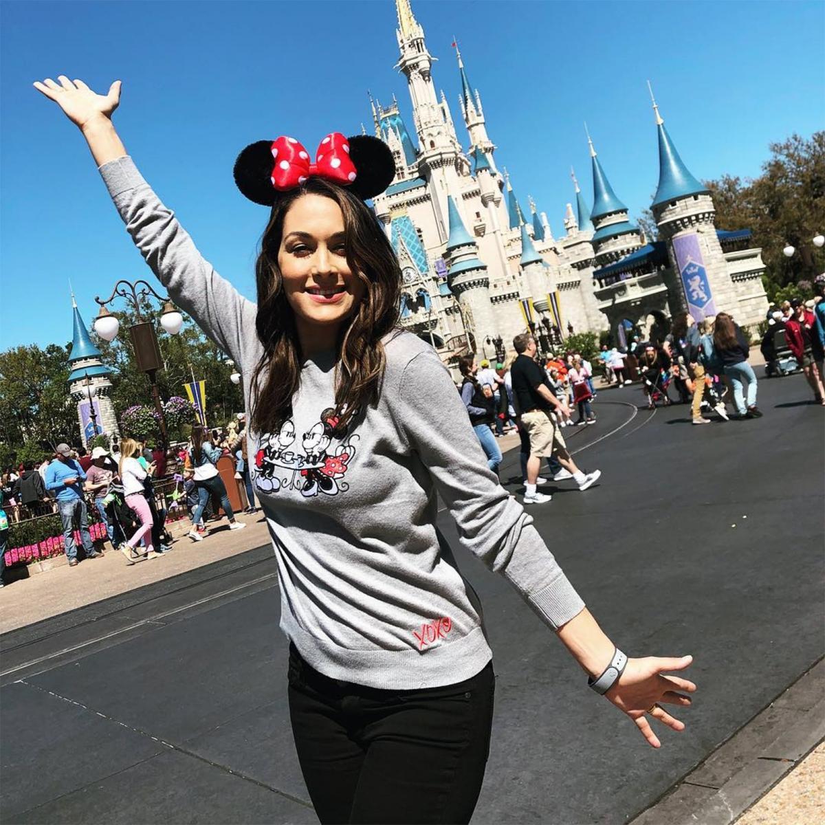 Hippest Hippie. |Not @BellaTwins.| tweet media