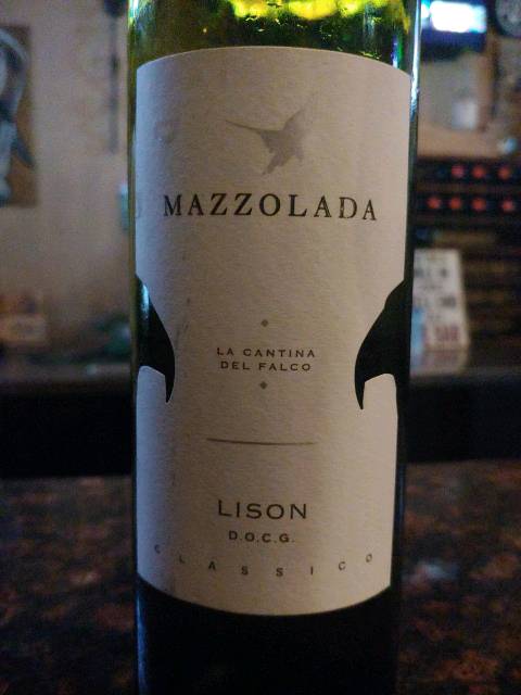 One of my favorite white wines that I drink here for su…. Wine from Mazzolada - La Cantina del Falco via <a href="/Vivino/">Vivino</a>: vivino.com/users/amara.om…