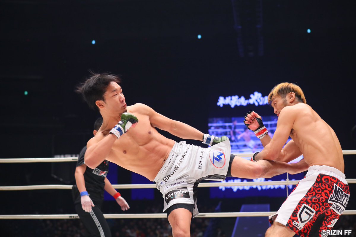 Rizin Ff Official בטוויטר ゴング格闘技復刊 メッセージ企画 朝倉未来 選手 ゴング格闘技 復刊おめでとうございます 一緒に格闘技を盛り上げましょう 復刊記念号にインタビューが掲載されています お楽しみに Rizinff Gonkaku ゴング格闘技 本日発売