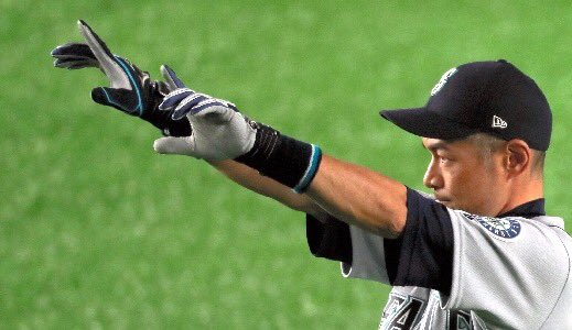 O Xrhsths 斉藤一博 Sto Twitter イチロー会見 これから私たちファンに ギフト そんなのないですよ 駆け出しの頃 神戸の球場で寒いので心が折れるんですよ こんな中で終わっていくのかなと考えていた それからすると今日の 雰囲気は夢のようですよ