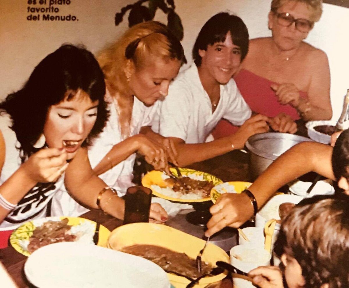 ChavoRukeando's tweet photo. Muere la hermana del #exmenudo ROY Rosello “Marie” el que cantaba la única y una sola canción “alegra esa cara” y fue sustituto de Miguel Cancel y sustituido por Sergio Blass allá por 1983-1985 #rip #menudo https://t.co/da5sUbald9