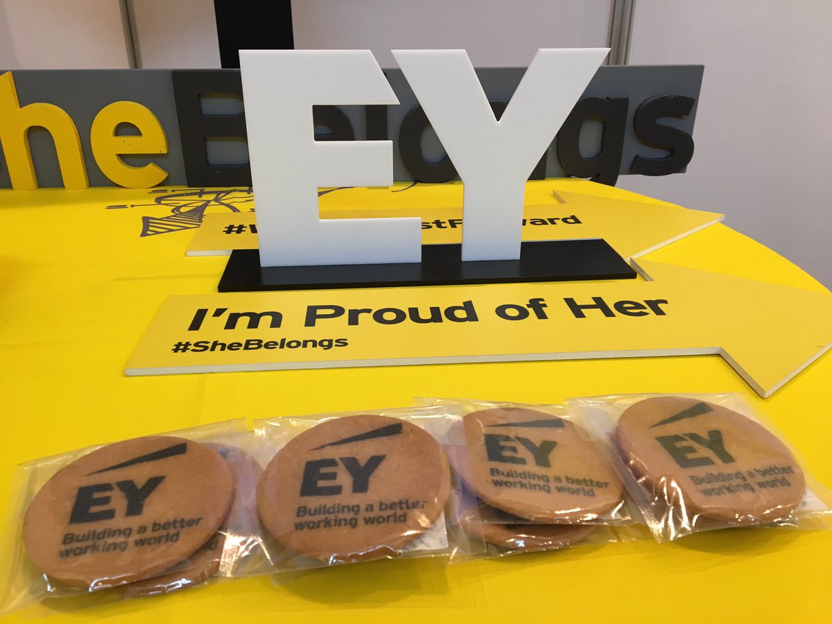 Japan_EY's tweet photo. EY Japanは #WAW / #W20Japan に協賛しています。
ブースでは、デジタル戦略を考える体験型イノベーションスペースのwavespaceの紹介や、D&amp;Iの取り組みなどをご説明しています。#WomanFastForward https://t.co/UWyrkNl55M