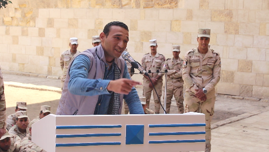 شاعر مصري معاصر🌷 وبحب بلدي مصر
شاعر بالعاميه واستاذ فالجامعه الامريكيه
والحب والحنيه 🌹 واسمي صقر الشرقيه
صباحكم ورد يا حلوين 🌷#الشاعر اشرف سعيد  🌹🌷🌺 #تابوعوني🌷🌹🏵🌷🌷🌷