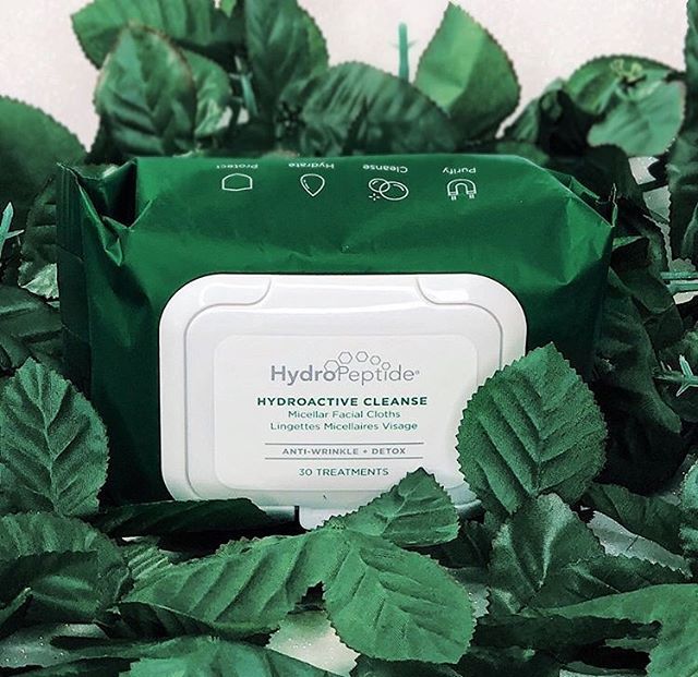 Everyone at the salon loves these wipes! 🍃💕
Pick them up in the salon! Text us at 925 487 9970! ☀️
#cleansingwipes #cleansing #wipes #hydroactive #facial #facialwipes #hydropeptide #loveyourskin #hydropeptideproducts #skin #skincare #gbl #beauty #gla… ift.tt/2UN1xux