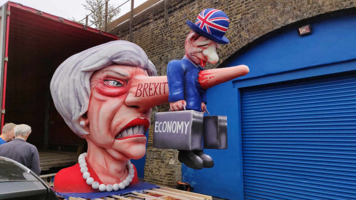 EUflagmafia's tweet photo. Oops, we might have accidentally brought this over from Germany for the March today...
#euflagmafia #theresamayfloat https://t.co/lEwZ3fpmpe