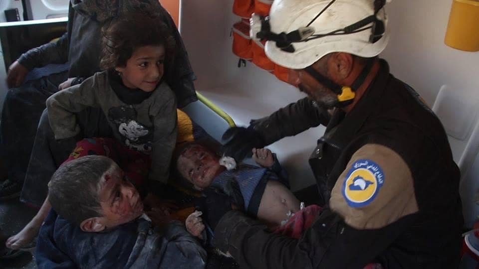 SuriyeSivilSav's tweet photo. #Kafraya ve #Alfuaa kasabasına 11 uçak saldırısı sonucuyla 10 kişi şehit oldu 27 yaralandı ve bu şimdiyie kadar ilk belirlenen sonuçlar.#WhiteHelmets #Idlib #Sondakika #Haberler https://t.co/z7EHwqJD0t