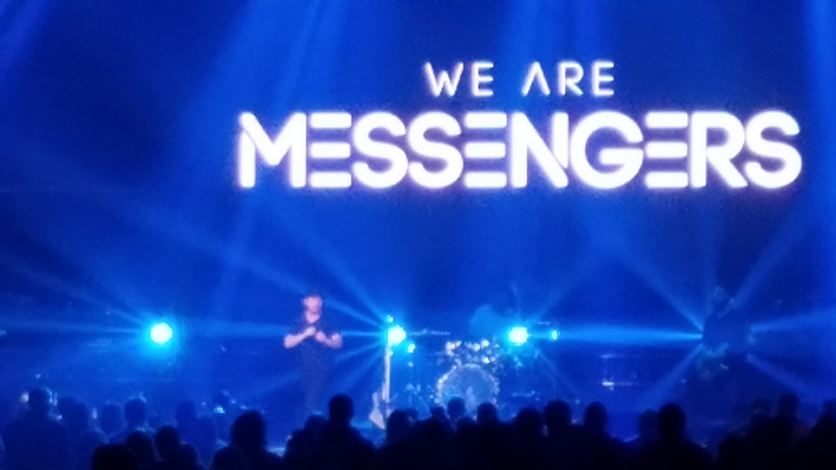 Christannamill2's tweet image. Too many great Musicians in one place ❤❤ #wearemessengers #ryanstevenson #aaroncole #jordanfeliz #HitsDeepTour