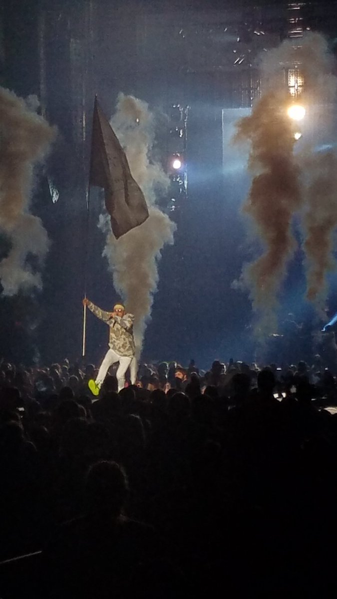 Christannamill2's tweet image. Too many great Musicians in one place ❤❤ #wearemessengers #ryanstevenson #aaroncole #jordanfeliz #HitsDeepTour