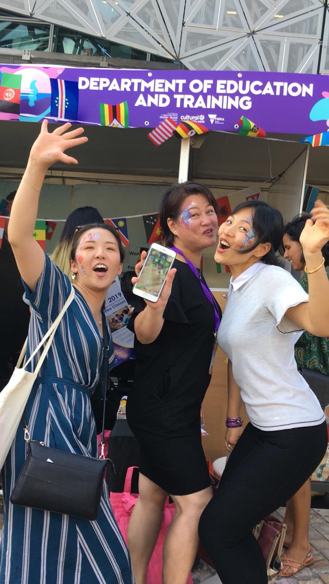 VicGovDE's tweet photo. What a fantastic day at Victoria's Multicultural Festival! A big thanks to @multiculturevic and everyone who came down to @FedSquare to celebrate. 
#yourgenerationyourstories
#culturaldiversityweek
#VicMultiFest https://t.co/Y1BfhjAVCB