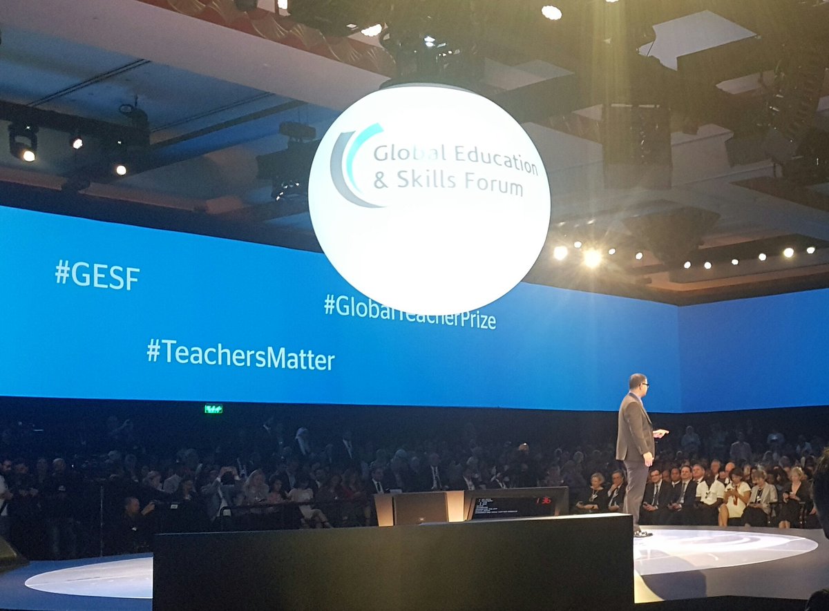 xedu_co's tweet photo. Teachers Matter! Great opening for #GESF day by @vikaspota (Varkey Foundation) on the importance of teachers, researchers, governments and edtech companies to work together. #DoWhatYouCant - with the help of teachers! #NextBillionEdtechPrize #StrongerTogether https://t.co/IvLtitvv4C