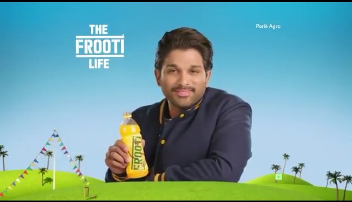 SSAAfanclub's tweet photo. Stylish Star @alluarjun From New #Frooti TVC.
"Har cricket match me chahiye kuch #FrootiMasti"..!
#TeamFrooti
#TeamAA https://t.co/p266GcphDZ