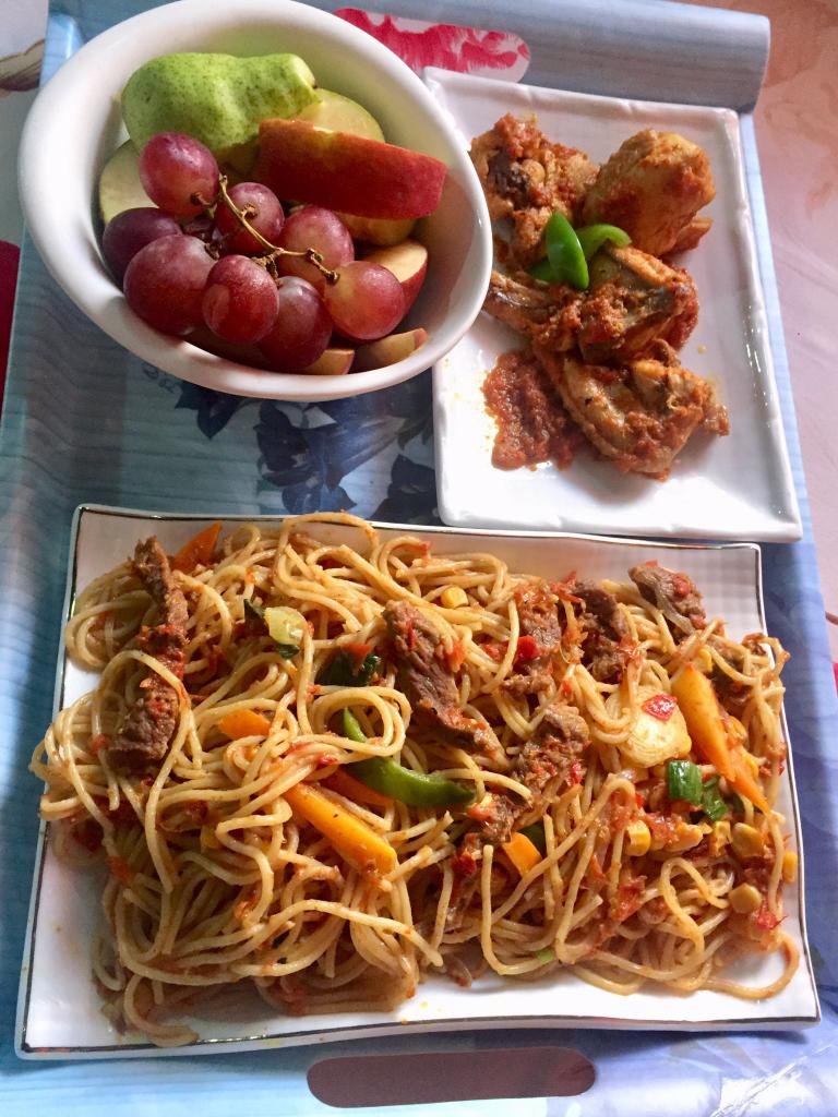 Portharcourtmag's tweet photo. Breakfast is served, darlingπ
Respond like a Portharcourt Boyfriend
#Chowfair2019 #PHmagazine https://t.co/sAsjoU3hIg