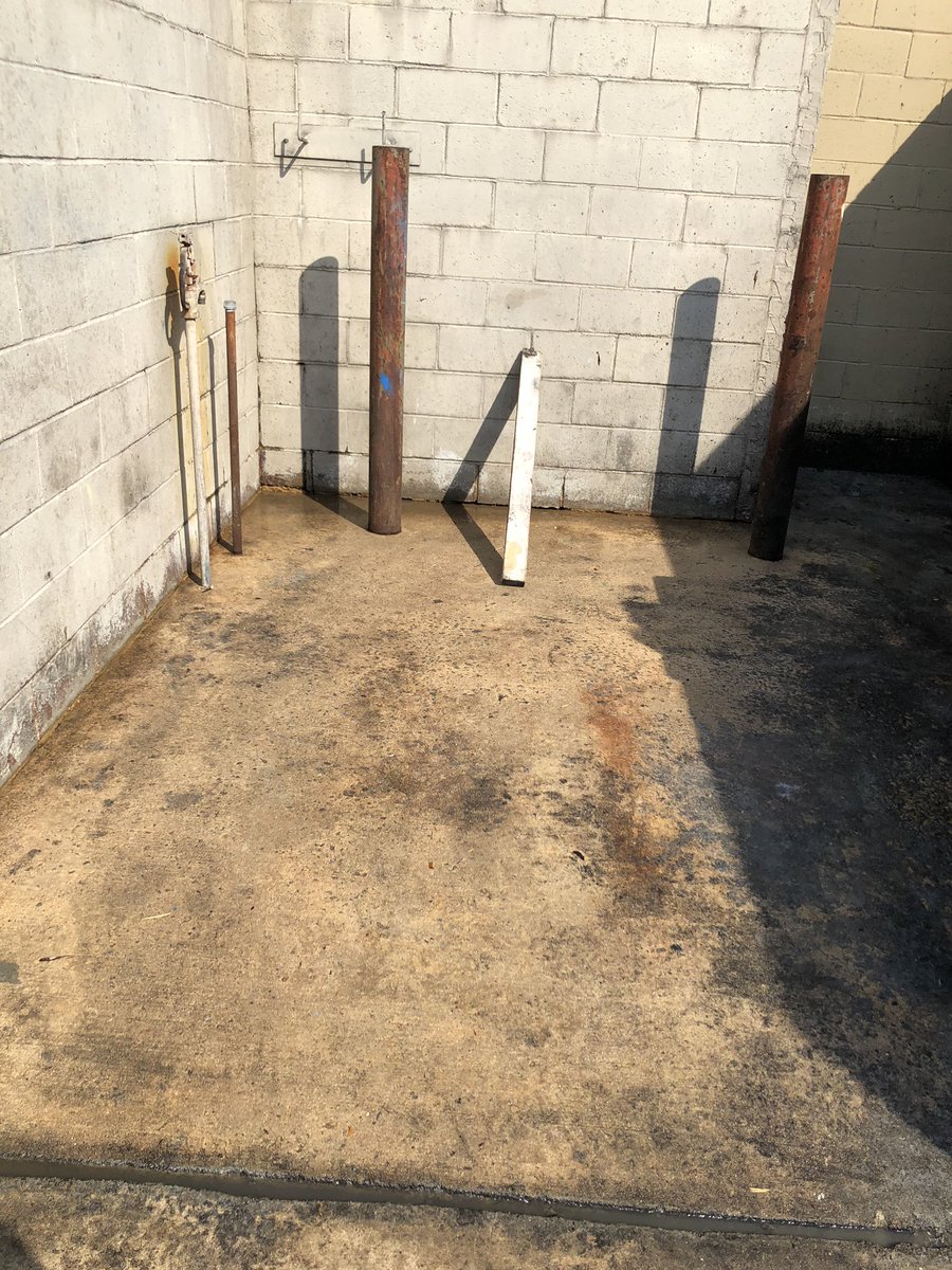YWPRESSUREWASH1's tweet photo. #commercial #pressure #pressurewasher #pressurewash #pressureclean #pressures #underpressure #powerwash #cleaning #softwash #powerwashing #pressureison #residential #commercial  #clean https://t.co/qswEvaHdx6