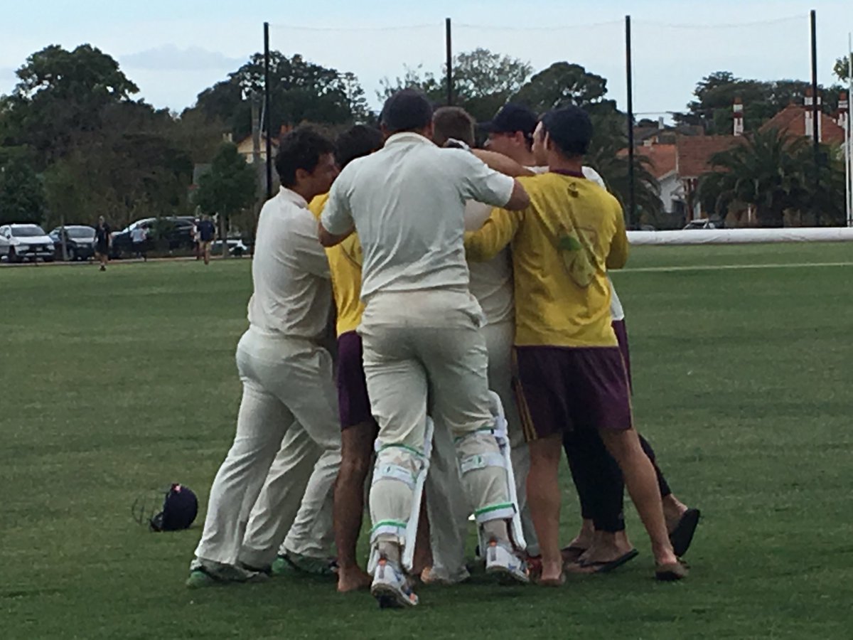 And it’s Oakleigh’s flag in the <a href="/SubbiesCricket/">VSDCA</a> south-West section, with Elsternwick conceding after day one. Oaks 2-103 in reply to 62.