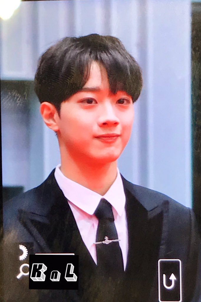 KuanAndLin's tweet photo. 190323 U&amp;CUBE 레드카펫 preview

#라이관린 #Laikuanlin https://t.co/xH6sx2Qzqx
