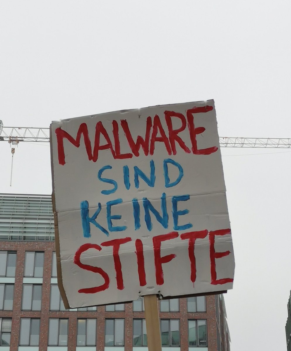 Hobbyquerschnitt 127 0 0 1 En Twitter Lustige Plakate Sind Lustig Nur Das Der Witz Einem Im Hals Stecken Bleibt Artikel13 Saveyourinternet Hamburg