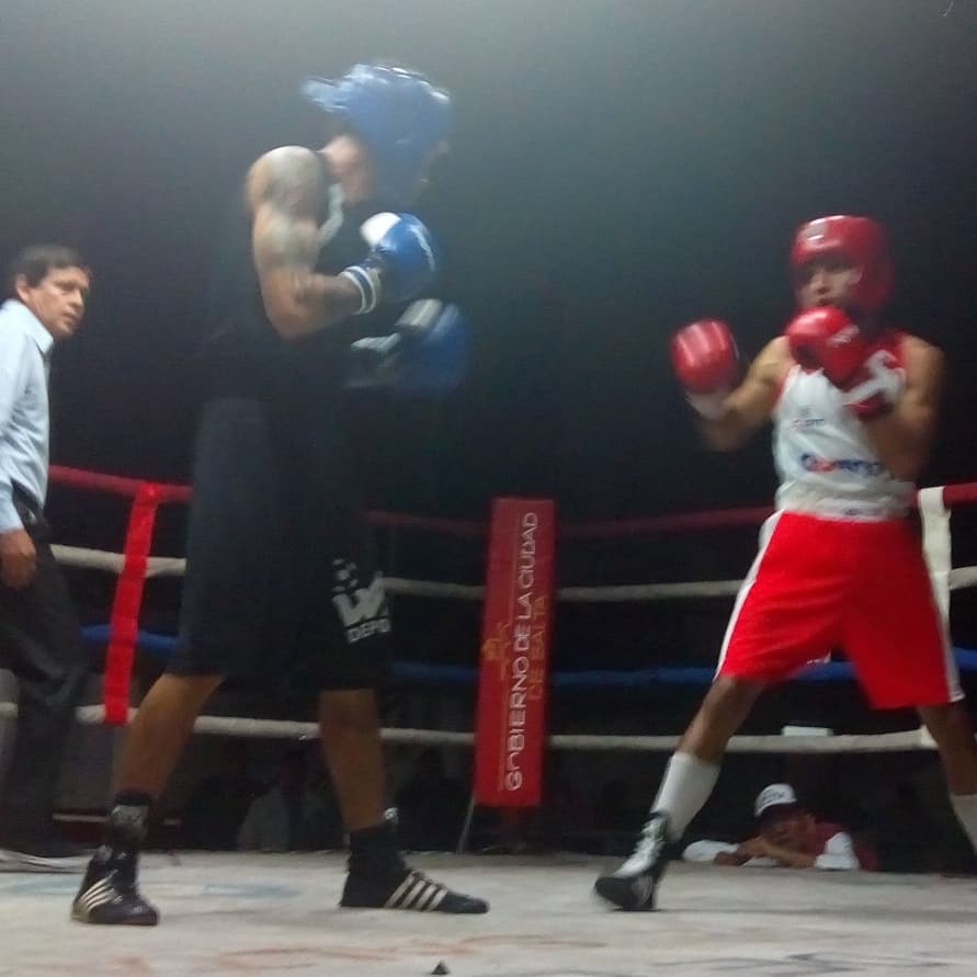 vascoG10's tweet photo. #BoxeoDeSalta Ganó Ricky Cruz en la apertura del ciclo 2019 de las @EscMuniBoxSalta realizado anoche en el club San Martín. La noche del boxeo salteño tuvo otros resultados también. #ComisionMunicipalBox  #UnionProvincialBox #FeSalBox @MuniSalta https://t.co/hU1bP9geoT