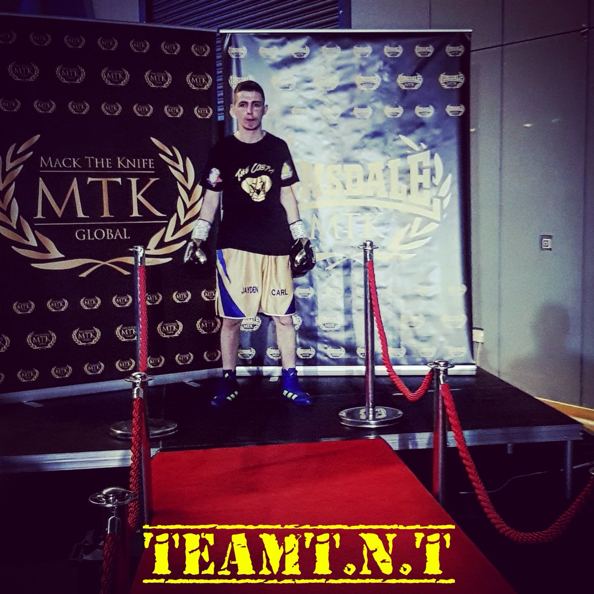 TeamTNT4's tweet photo. Well what can you do... 
That's boxing for you... 
@CarlTheCobra boxed fantastic tonight with only 2 day notice yeah can't fault the kids heart.
Roll on next week when we go again 🥊🥊🥊
#CarlTheCobraMcDonal 
#TeamTNT 
#BoxingIrelandPromotions 
#GatorDontPlayNoShit https://t.co/Xw0g4tCwoR