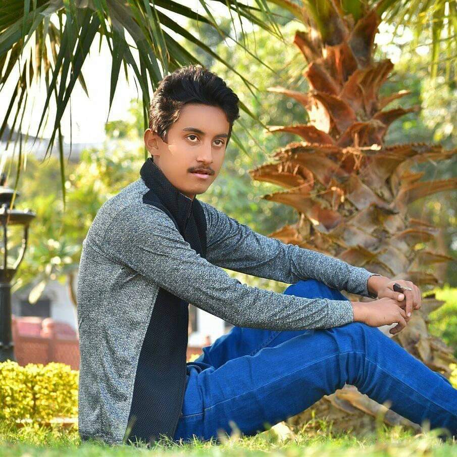 OsamaSh31505942's tweet photo. #Photography #photoshoot #kesari #dslr #editingmaster #osamashahid
#osama #shahid #viralvideo #ViratKohli #VIVOIPL #todaymatch https://t.co/ISUoTawYS8