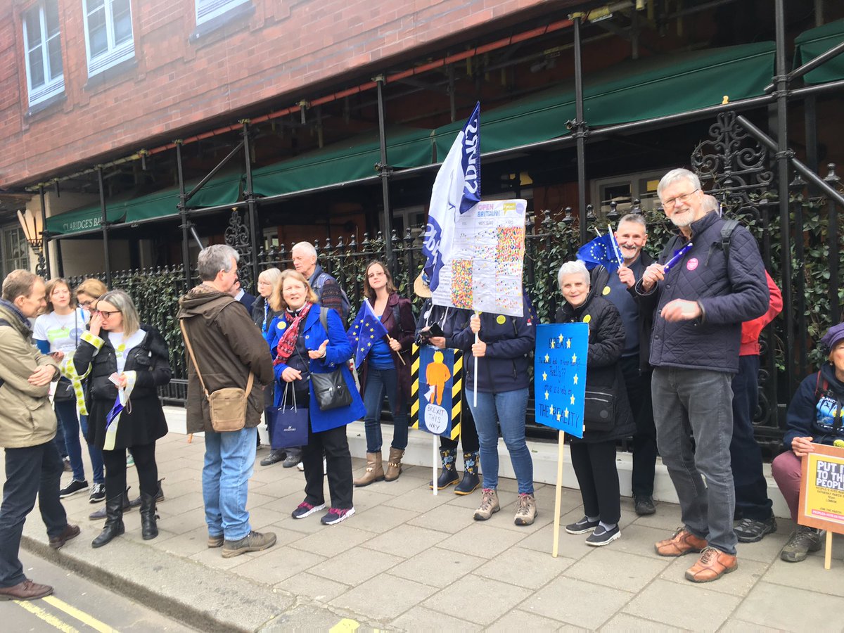 RunningDogN5's tweet photo. Getting ready to march with @GreenwichInEU @OB_Greenwich #PutIttothePeople 💪🇪🇺🇪🇺 https://t.co/uXsHQLE4Ik