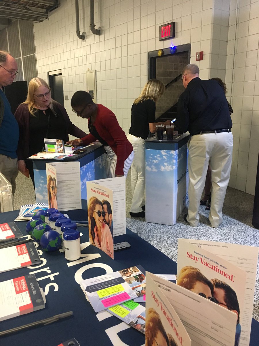 Andrea Toth tweet media