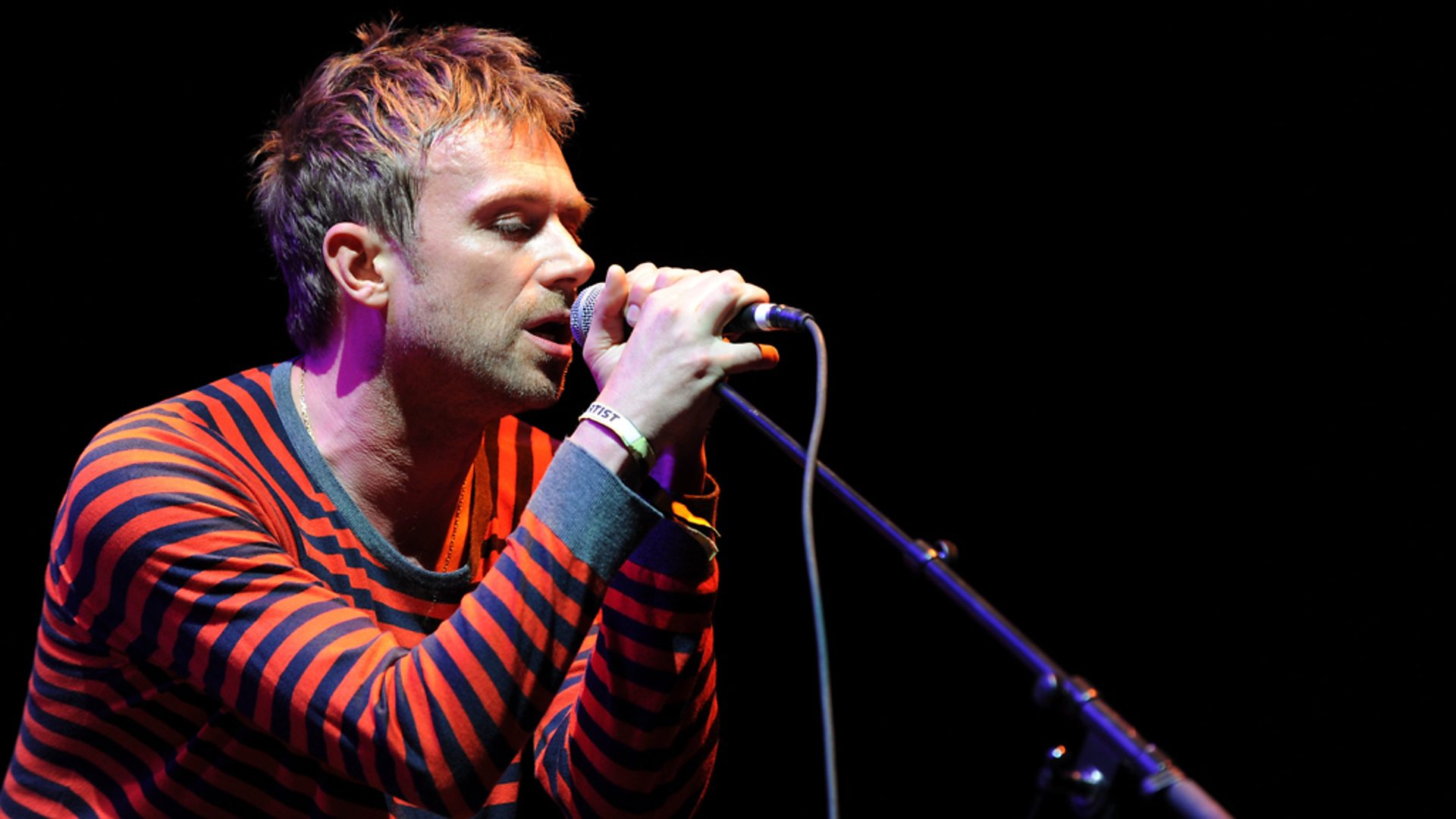 Felicidades Damon Albarn! Happy Birthday Damon Albarn! 