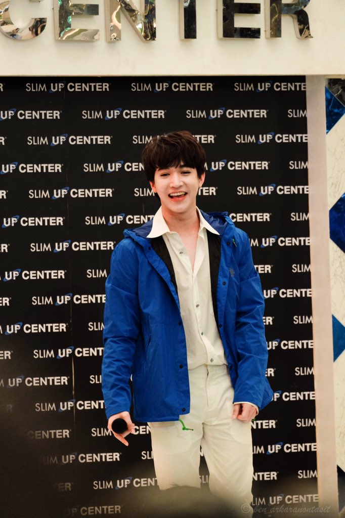 b_abpog's tweet photo. ดูตั้งแต่ประกวดเดอะสตาร์ ได้เจอตัวจริงสักที
#หมอริท
#Ritz_TS6 https://t.co/GUDe0y4O7l