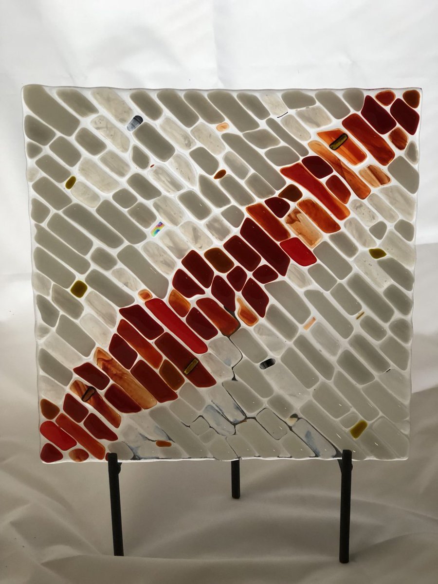 Red &amp; White Brick Plate cottageglassworks.com/product/red-wh…