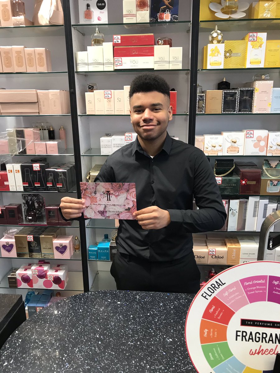 kayleighjwhite's tweet photo. Working in Leicester Superdrug today and Keedo’s #scentmemories is of JPG le male as it reminds him of his dad #NationalFraganceWeek #TPSNFW @avinitlargechic @amurphytps @TPSPeople @FragranceFDN_UK https://t.co/B9PaDsR7xL