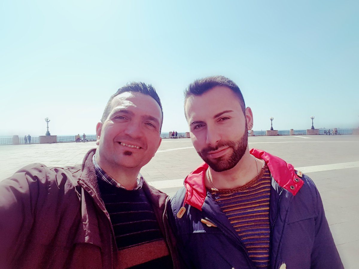 nikpalm64's tweet photo. #sun #spring #waitingsummer #loveislove 🤗 https://t.co/nNx1zZHmjv