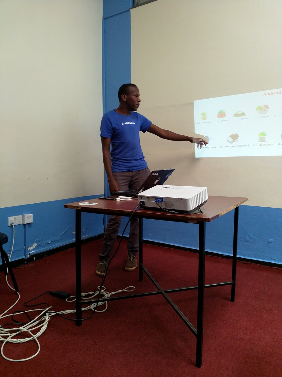 tamrefrank's tweet photo. Being more than an Android Developer.
Touching on some essentials that you need to know before you start.
#devtalks
#AppsLabTechTour
#Android254
#droidconKE
#AndroidTalks https://t.co/cL4FD799SK