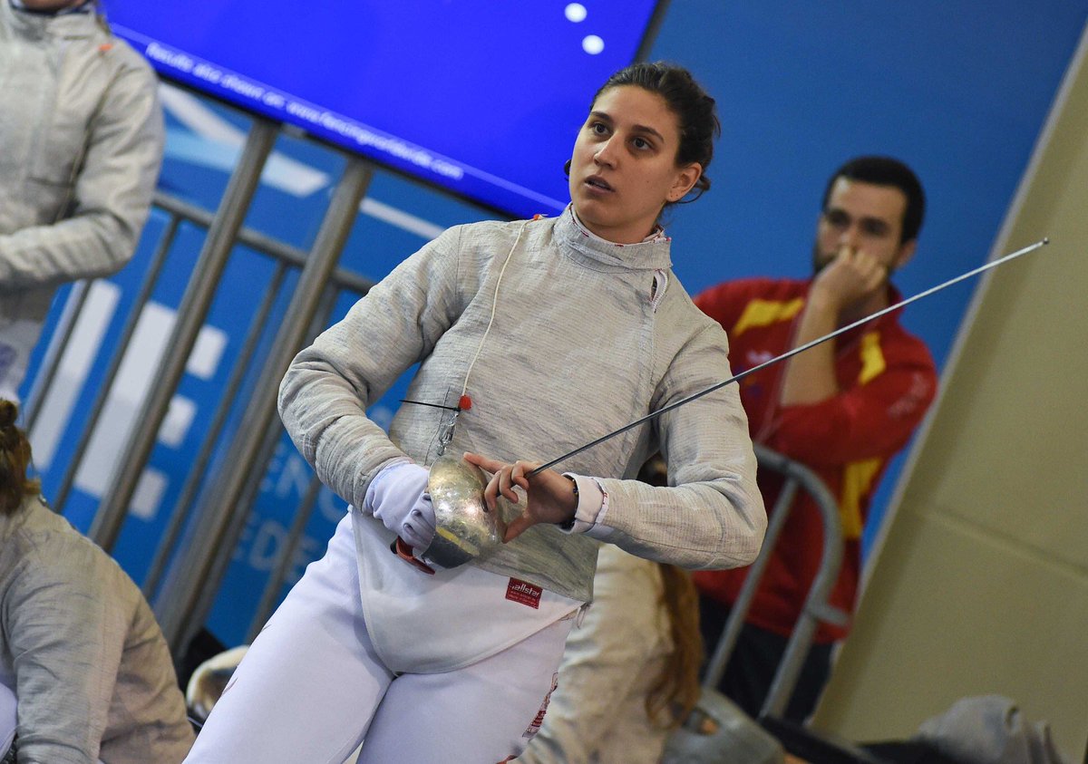 rfeesgrima's tweet photo. #Esgrima 🤺

📣 ¡Araceli Navarro y Lucía Martín-Portugués están en T16 en la #FencingWC de Sint-Niklaas! Próximos asaltos:

MARTÍN-PORTUGUÉS vs ERRIGO 🇮🇹 (13:30 pista verde)
NAVARRO vs EGORIAN 🇷🇺 (13:30 pista azul)

#Fencing #MujeryDeporte #UniversoMujer #Iberdrola #Sablefemenino https://t.co/Zdihru0vMa