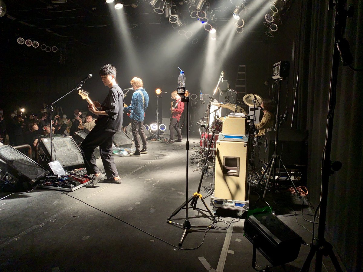 Bentham_band's tweet photo. 新潟LOTS「CHECK MATE 2019」ありがとうございました🕺
新潟の皆様お久しぶりです‼️
5/22(水)新潟CULB RIVERSTにてMYNEリリース記念「GOLD RUSH TORU 2019」でまた来ます💪
3/30よりチケット一般発売になります🔥
今日聴いて良いなと思った方はぜひお越しください‼️
#Bentham
#CHECKMATE2019 https://t.co/AMvltBHiGn