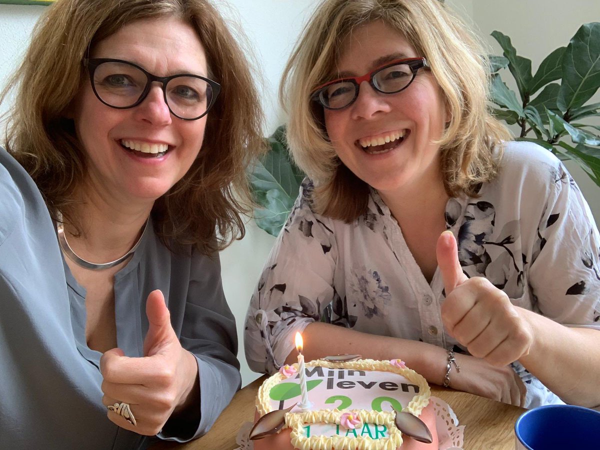 Eén jaar Mijn leven 2.0! Wij zijn supertrots op onze videoservice met 5 positieve films over goed leven met een beperking die velen inspirerend vinden. Trots op alle (nieuwe) contacten en support, zonder jullie was het niet gelukt! #hoera #feestje #jarig mijnleventweepuntnul.nl