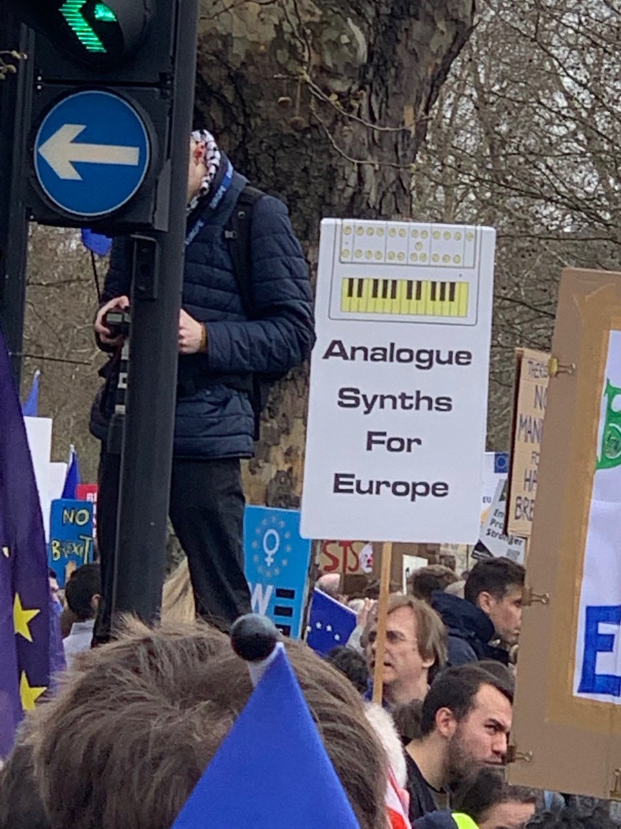 ProfBrianCox's tweet image. My favourite sign so far