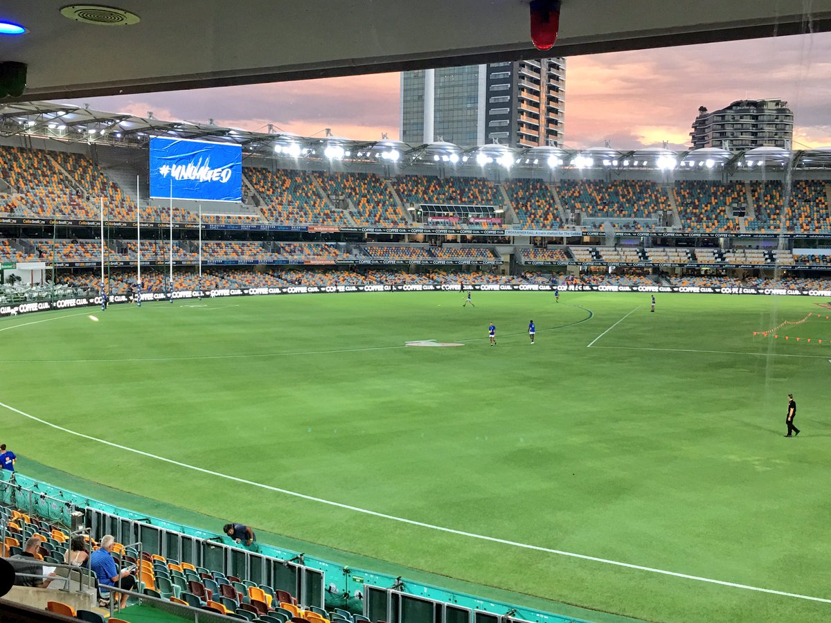 zanofc's tweet photo. Saturday night lights at the Gabba for #AFLLionsEagles on @ABC_NewsRadio in Qld &amp; @abcgrandstand in Perth &amp; Adelaide. No late changes for either team as @WestCoastEagles try to secure their 9th straight win against @brisbanelions #ABCAFL https://t.co/aVuMHsnpkX