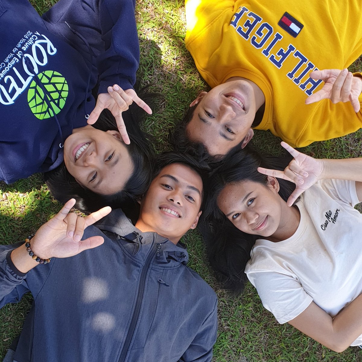 yfyliveguam's tweet photo. 12 Days until #DiversityOVERDivision 🤟🏼🤟🏼
#ItStartswithYFY #youthforyouthliveguam #YFYLG https://t.co/zYR4rt6pwy