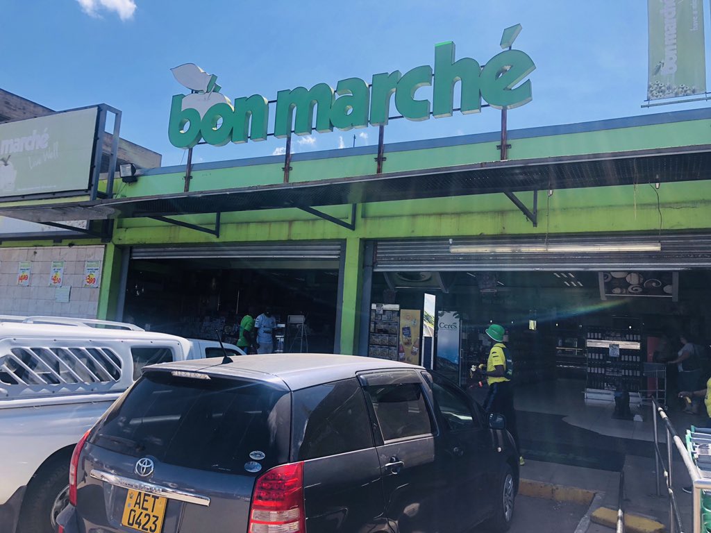 ZiFMStereo's tweet photo. Checkpoint Avondale @BonMarcheZim #UltraPowerwalk
#getfitfeelgood https://t.co/OvXbTVz6fe