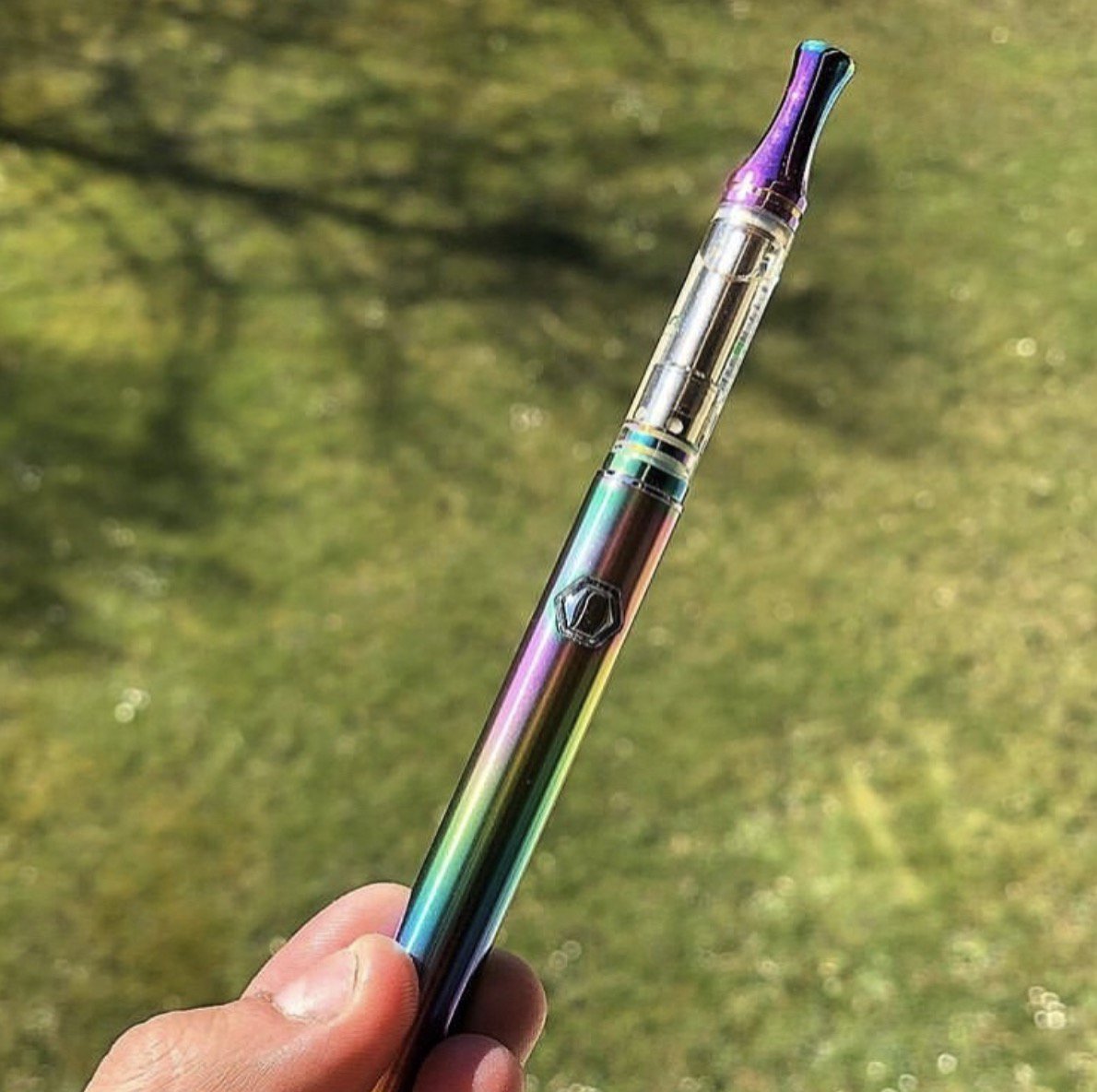 CbdFive's tweet photo. What is the most important personal property in your life?
My answer-health๐
We are born with CBD receptors which help us absorb the beneficial supplement of CBD.Vaping is the fastest and relaxing way to absorb CBD.
Have a wonderful weekend!
#CBDFive https://t.co/fjDRTAix9i https://t.co/lIeovJBWZB