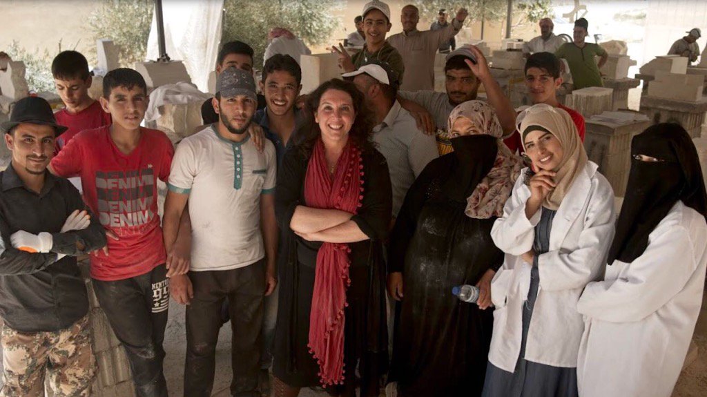 bettanyhughes's tweet photo. #PathstoPeace @BBCWorld on now championing #art in #war @BritishCouncil #CulturalProtectionFund @WorldMonuments t’you https://t.co/5by1uILGpY