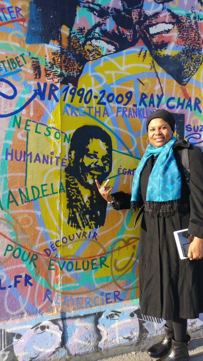 anna_ikeda's tweet image. This morning, before @BanKillerRobots campaigners mtg started, @AyoAyoolaAmale and I visited the #BerlinWall ✌🕊 #goodmorning #killerrobotsGer