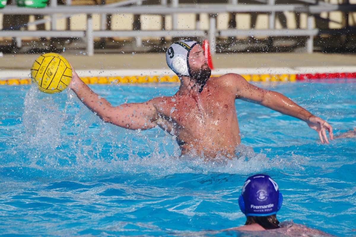 uwatorpedoes's tweet photo. #OVOAWL HALF TIME π€½ββοΈ First half down in derby at @HBFStadium and it's @FreoWaterPolo leading Torpedoes 7-3. Luke Pavillard with 4 goals for Mariners. Goals for UWA to Matt Oberman, Tom Powell, Devon Thumwood #WaterPolo #GoTorps π https://t.co/QXeIGXpslr
