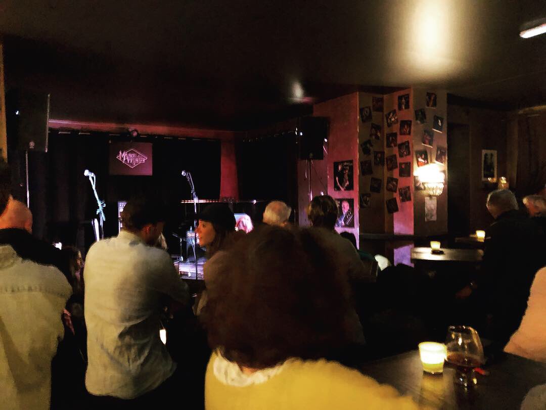keironmarshall's tweet photo. Wow what an amazing #concert at @maisoncham with @hannahwhitemusic & The #Nordic Connections (this time #HPGundersen #Norway)
Amazing audience in #Chamonix #France who listened to every word, solo & gave a standing ovation!
An amazing place to play and work on a new album! https://t.co/CR4k5qqx9t