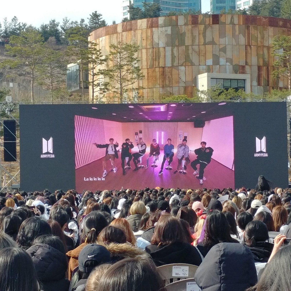 호두마 tweet media